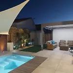 Recente Spacieuse Piscine St Gilles *