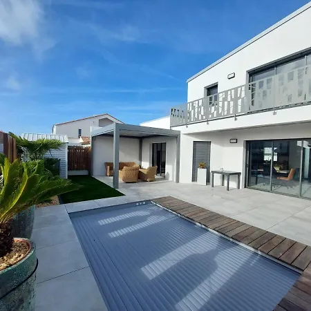 Recente Spacieuse Piscine St Gilles Villa