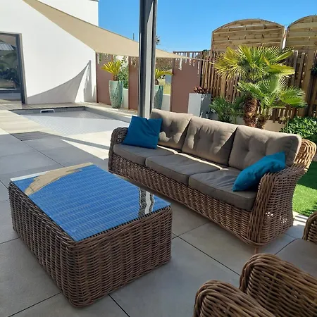 Recente Spacieuse Piscine St Gilles סן-ז'יל-קרואה-דה-וי