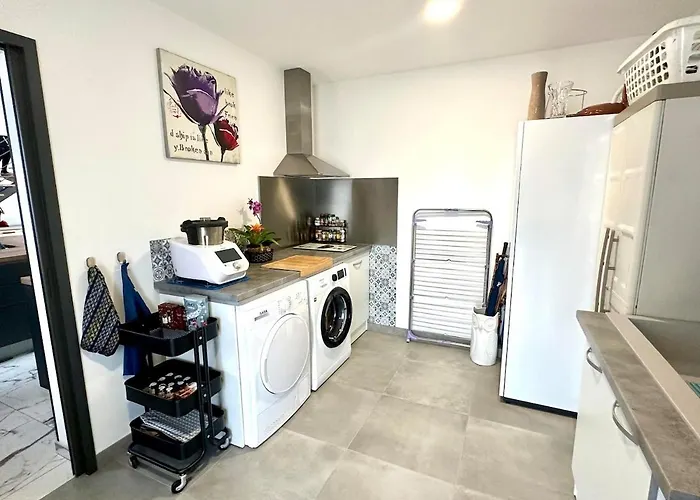 Recente Spacieuse Piscine St Gilles Villa