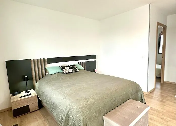 Recente Spacieuse Piscine St Gilles Villa