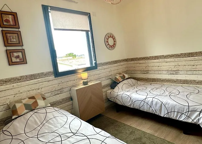 Recente Spacieuse Piscine St Gilles *