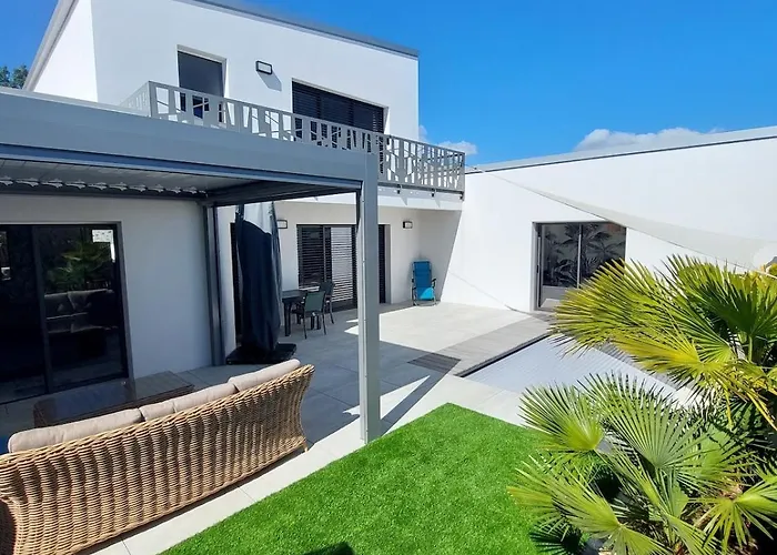 Recente Spacieuse Piscine St Gilles