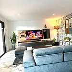 Recente Spacieuse Piscine St Gilles *