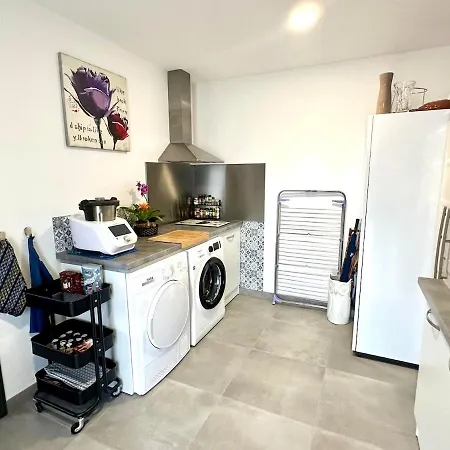 Recente Spacieuse Piscine St Gilles Βίλα