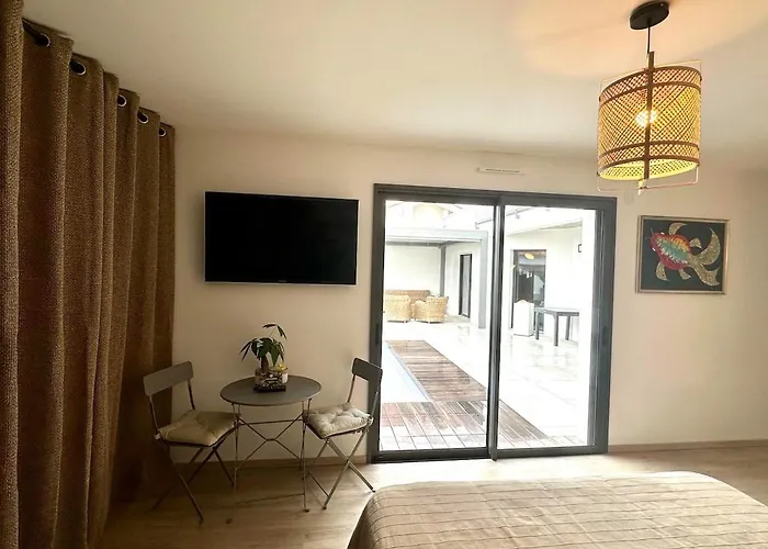 Récente Spacieuse Piscine St Gilles Villa Saint-Gilles-Croix-de-Vie