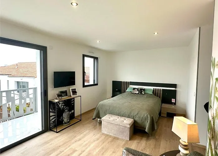 Récente Spacieuse Piscine St Gilles Saint-Gilles-Croix-de-Vie